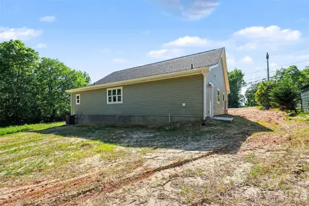 New construction Single-Family house 1452 Robinwood Rd, Gastonia, NC 28054 - image
