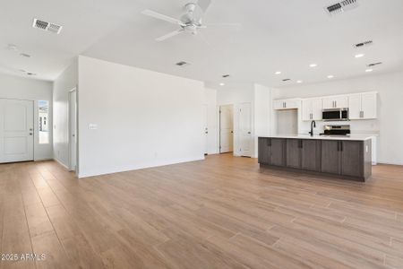 New construction Single-Family house 20119 W Hazelwood St, Litchfield Park, AZ 85340 - image 8