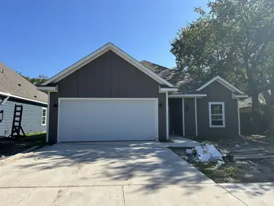 New construction Single-Family house 1219 S Montgomery St, Sherman, TX 75090 - image