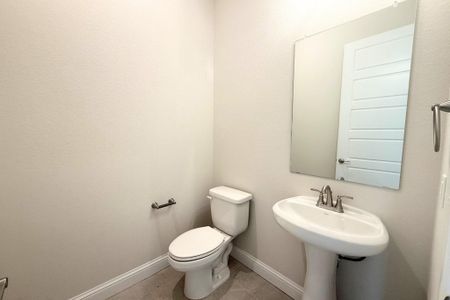 New construction Single-Family house 116 Sandrock Trl, Georgetown, TX 78633 plan McKinley - image 8