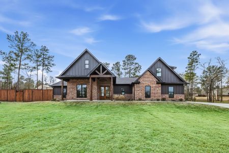 New construction Single-Family house 104 Noah Ct, Huntsville, TX 77320 - image
