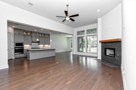 New construction Single-Family house 4828 Destination Wy, Jonestown, TX 78645 plan The Hollows - image 9