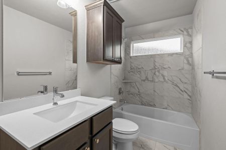 New construction Single-Family house 4515 Whisperwood Dr, Rosenberg, TX 77471 plan 662 - image 8