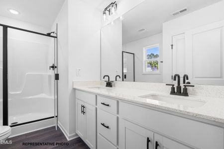 New construction Single-Family house 13 W Coulter Ct, Selma, NC 27576 - image 6