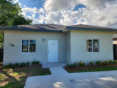 New construction Single-Family house Miami, FL 33147 - image