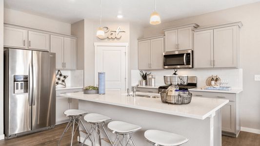 New construction Single-Family house 9879 Danube Ct, Commerce City, CO 80022 plan Henley - image 9