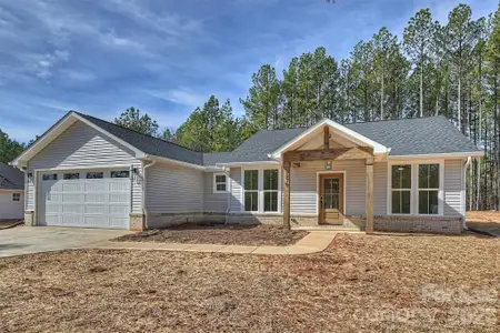 New construction Single-Family house 2279 Lee Lawing Rd, Lincolnton, NC 28092 - image