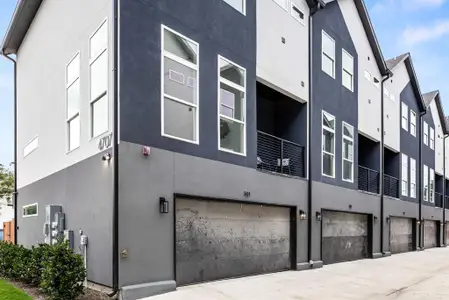 New construction Townhouse house 4709 Virginia Ave, Unit 4, Dallas, TX 75204 - image