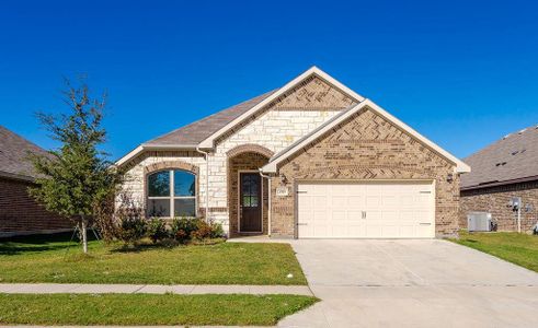 New construction Single-Family house 3709 Trillium Drive, Fort Worth, TX 76244 - photo 0