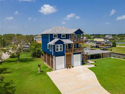 New construction Single-Family house 4404 Scenic Drive, Dickinson, TX 77539 - photo 0