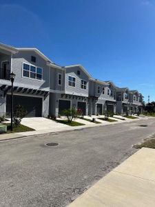 New construction Townhouse house 5739 Desert Rose Pl, Tampa, FL 33615 - image