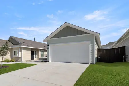 New construction Single-Family house 11801 Murano Dr, Austin, TX 78747 plan Cloverleaf 1514 - image