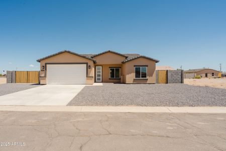 New construction Single-Family house 9820 W Sunbird Dr, Arizona City, AZ 85123 null- photo 0
