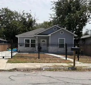 New construction Single-Family house 434 S San Horacio Ave, San Antonio, TX 78237 - image