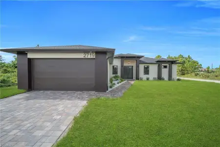 New construction Single-Family house 2719 33Rd St W, Lehigh Acres, FL 33971 - image
