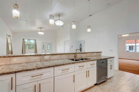 New construction Single-Family house 926 Sycamore St, Daytona Beach, FL 32114 null- photo 11 11