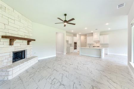 Star Ranch Elements by Bloomfield Homes in Godley - photo 31 31