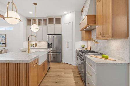 New construction Single-Family house 710 Waverly St, Unit D, Houston, TX 77007 - image 8