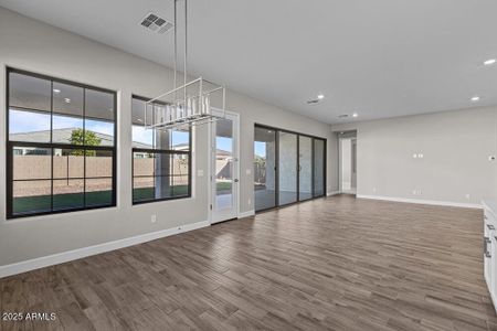 New construction Single-Family house 12312 W Luxton Ln, Avondale, AZ 85323 The Gardner- photo 10 10