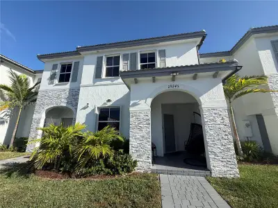 New construction Townhouse house 29245 Sw 162Nd Ct, Homestead, FL 33033 - image