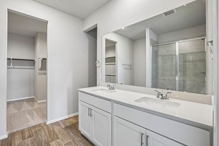 New construction Single-Family house 5217 Lomasso Dr, Austin, TX 78747 plan Cloverleaf 3007 - image 11