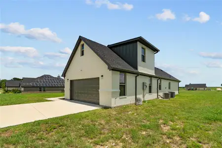 New construction Single-Family house 8806 County Rd 1229, Godley, TX 76044 - image