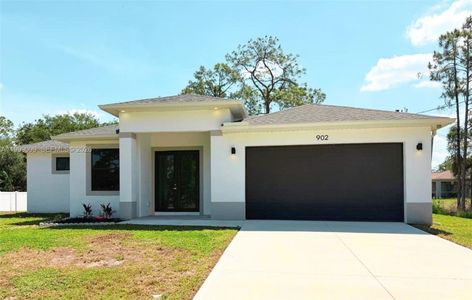 New construction Single-Family house 902 Magnolia Ave, Lehigh Acres, FL 33972 - image