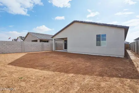 New construction Single-Family house 15720 W Camden Ave, Waddell, AZ 85355 plan Lavender - image