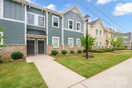 New construction Condo house 711 Beaty St, Davidson, NC 28036 - image