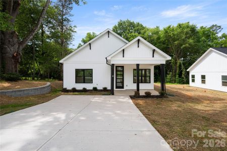 New construction Single-Family house 311 W Chestnut St, Stanley, NC 28164 - image