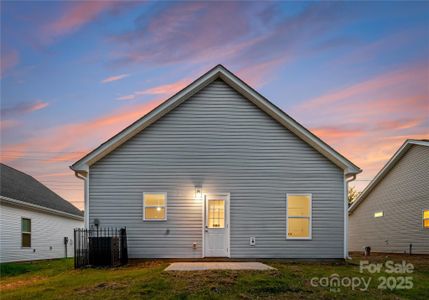 New construction Single-Family house 5515 Greene St, Charlotte, NC 28269 - image