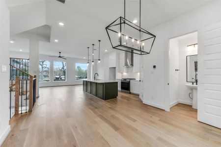 New construction Single-Family house 806 Fisher St, Unit F, Houston, TX 77018 - image 16
