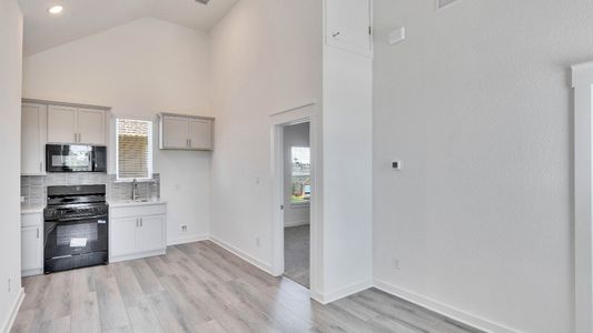 New construction Single-Family house 13404 Barn Chime St, Elgin, TX 78621 plan Joyce III - image 6