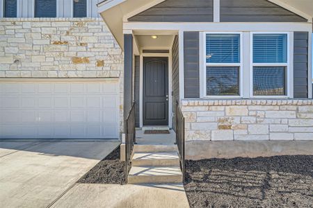 New construction Single-Family house 1009 Nw Testoa Cv N, Hutto, TX 78634 null- photo 2 2