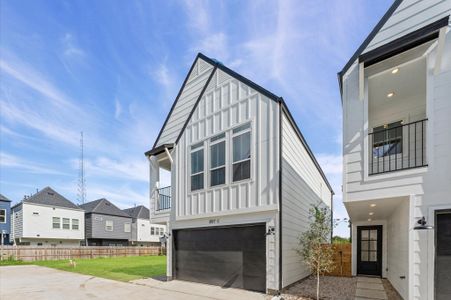 New construction Single-Family house 3107 Jensen Dr, Unit C, Houston, TX 77026 - image 2