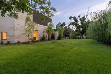 New construction Single-Family house 10920 Strait Ln, Dallas, TX 75229 - image