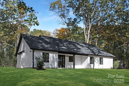 New construction Single-Family house 2810 Penny Park Dr, Gastonia, NC 28052 - image