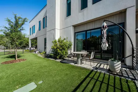 New construction Single-Family house 1931 Summit Ave, Dallas, TX 75206 - image