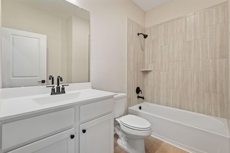 New construction Single-Family house 1119 Campside Dr, Beasley, TX 77417 plan Montgomery - image 5