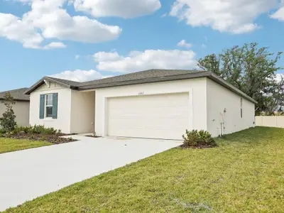 New construction Single-Family house 1361 Oak Valley Dr, Auburndale, FL 33823 plan Hibiscus - image