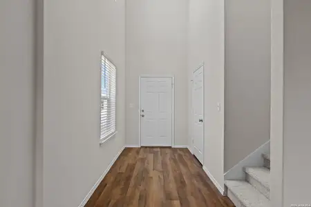 New construction Single-Family house 4068 Bermuda Ln, Seguin, TX 78155 plan Springfield - image 18