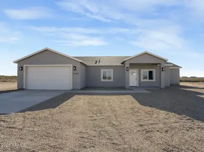 New construction Single-Family house 3767 N 363Rd Ave, Tonopah, AZ 85354 - image