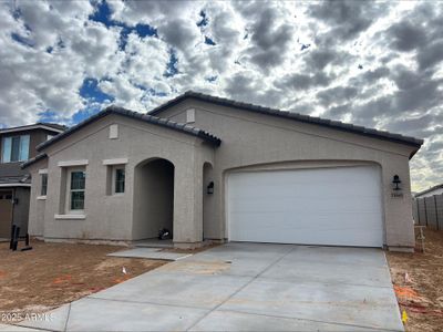 New construction Single-Family house 19449 W Valle Vista Way, Litchfield Park, AZ 85340 Savannah- photo 0