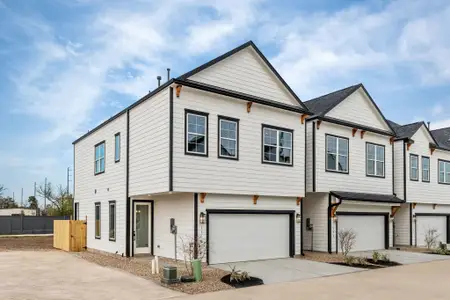 New construction Single-Family house 5915 Wheatley Hollow Ln, Houston, TX 77091 - image 1