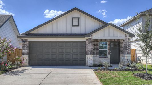 New construction Single-Family house 5511 Eula Ln, New Braunfels, TX 78130 plan The Diana - image