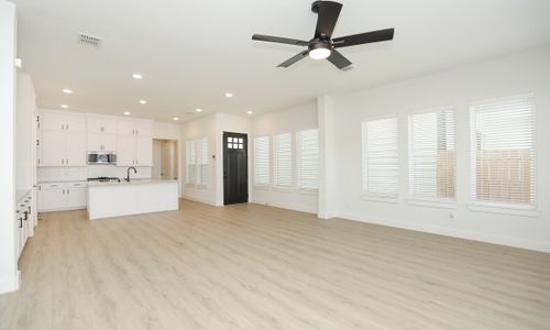 New construction Single-Family house 117 B E 43Rd St, Houston, TX 77018 Independence  Series - 1894- photo 5 5