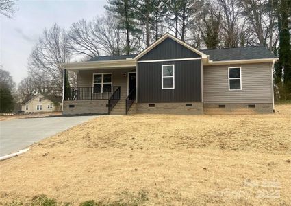 New construction Single-Family house 519 N State St, Lincolnton, NC 28092 null- photo 0