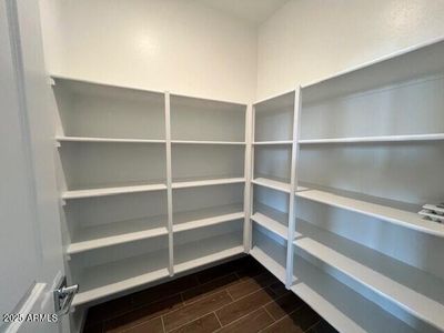 BR45 Lot - 115 Walk-in Pantry