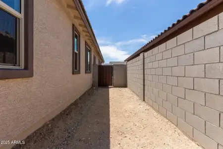 New construction Single-Family house 5633 N 205Th Ln, Buckeye, AZ 85396 plan Cielo - image