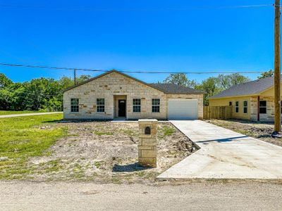 New construction Single-Family house 301 Sw 6Th St, Kerens, TX 75144 - image